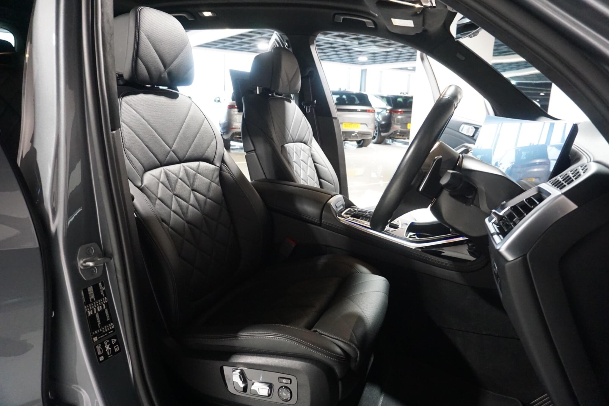 BMW X7 3.0 40d MHT M Sport SUV 5dr Diesel Hybrid Auto xDrive Euro 6 (s/s) (352 ps)